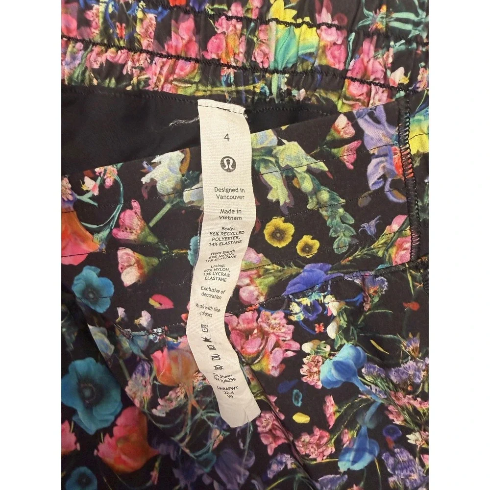 Lululemon Hotty Hot‎ High-Rise Skirt Long 4 Flowerscope Black Running Tennis